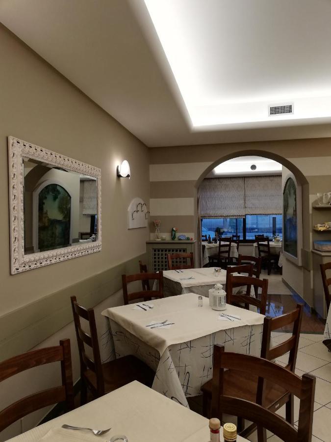 Albergo Villa Eva Costermano Exterior photo